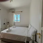 Beachfront-santa Marina Vacation *