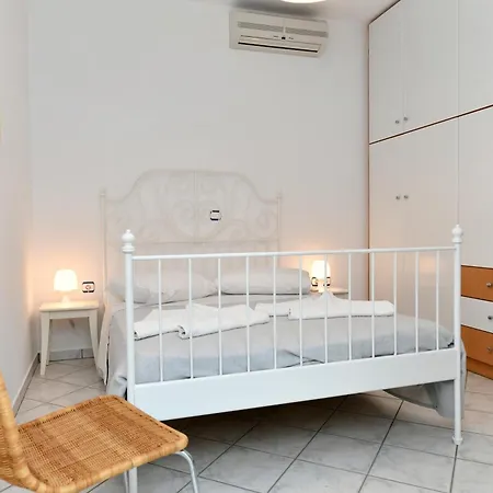 Beachfront-santa Marina Vacation * Πάρος