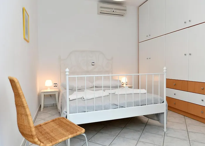 Beachfront-santa Marina Vacation * Parikia (Paros)