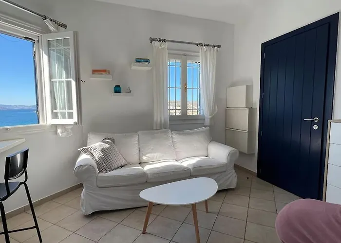 Beachfront-santa Marina Vacation Holiday home