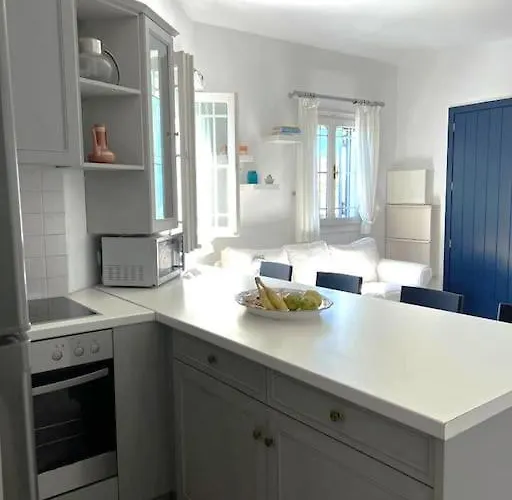 Beachfront-santa Marina Vacation Holiday home *