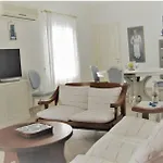 Дом отдыха Beachfront-santa Marina Vacation *
