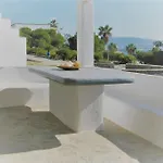 Beachfront-santa Marina Vacation * Парос