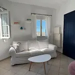 Beachfront-santa Marina Vacation Дом отдыха