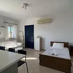 Beachfront-santa Marina Vacation Дом отдыха *