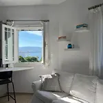 Beachfront-santa Marina Vacation Дом отдыха *