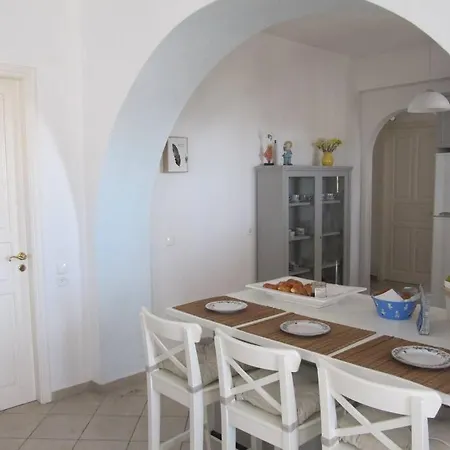 Beachfront-santa Marina Vacation Hébergement de vacances Páros