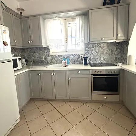 בית נופש Beachfront-santa Marina Vacation *