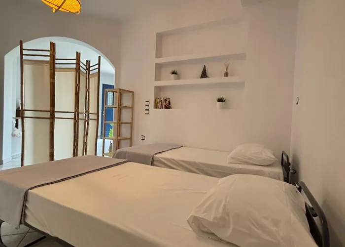 Vakantiehuis Beachfront-santa Marina Vacation Páros